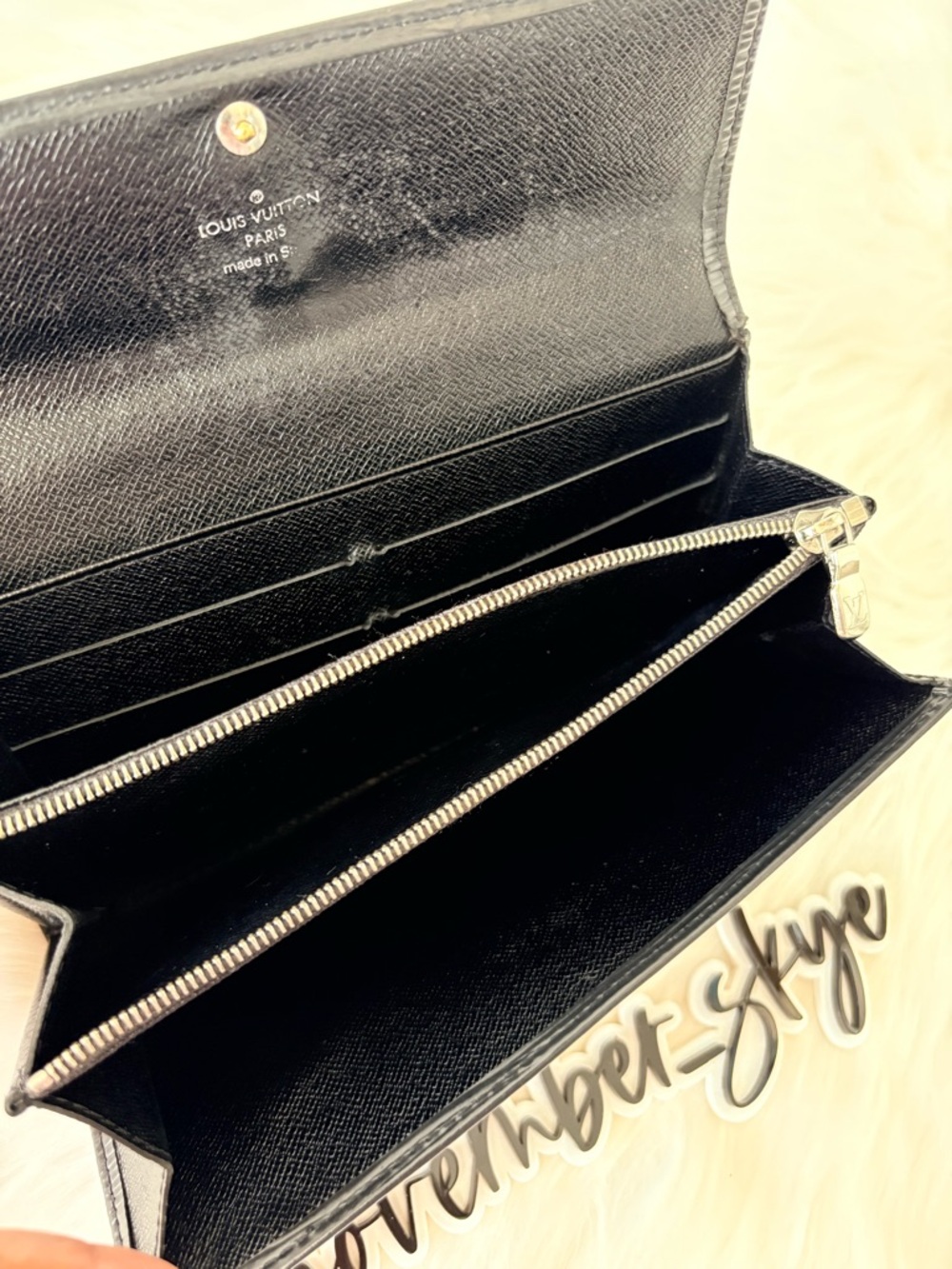 Louis Vuitton Black Epi Sarah Wallet - Picture 8 of 10